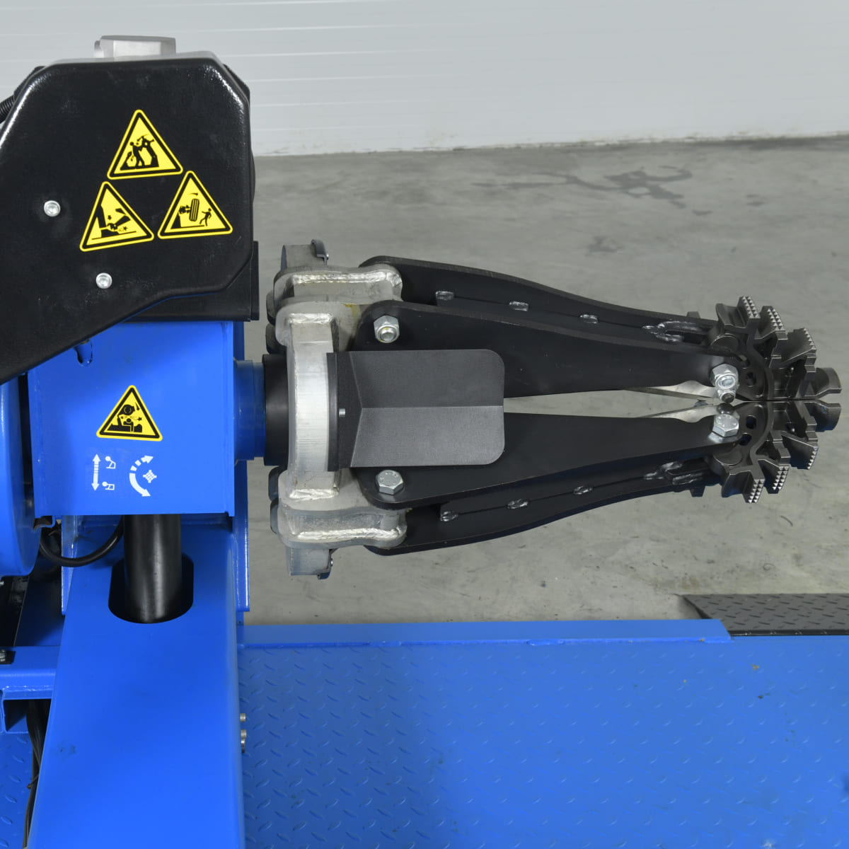 Надежное зажимное устройство